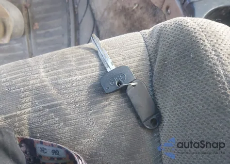 2000 Toyota 4Runner Sr5 V6 z USA, uszkodzony, nr VIN JT3GN86R9Y0145199